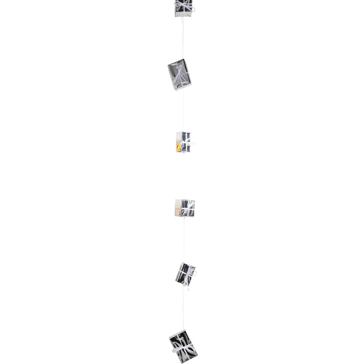 Cadena De Paquetes De Regalos Plata