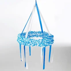 Corona Decorativa Oktoberfest Con 6 Cintas Azul Blanco 75 Cm Ø X 120 Cm Alto