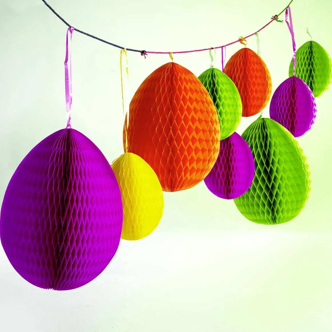 Huevo Decorativo, 80 Cm