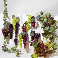 Maniquíes De Uvas Verdes