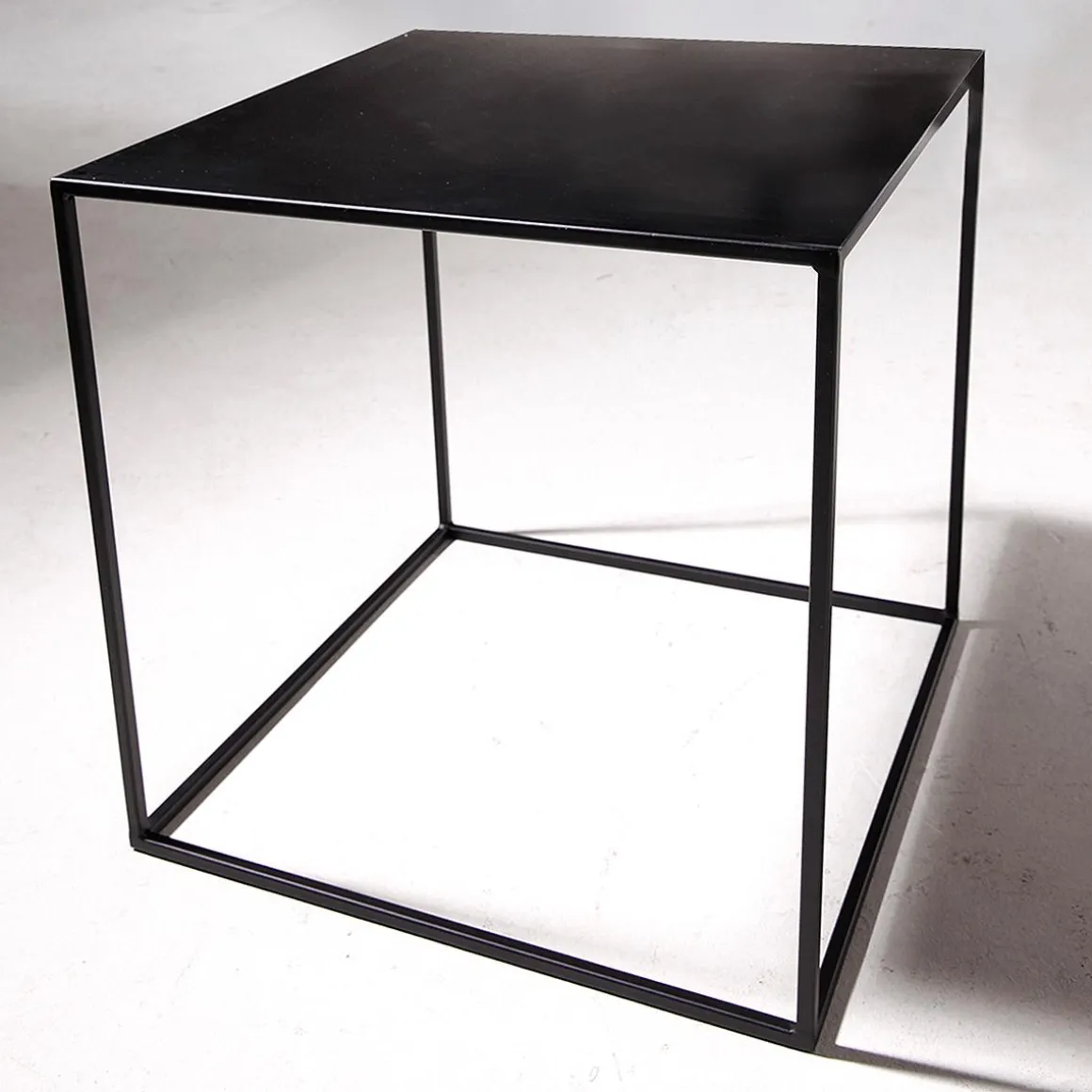 Mesa De Metal 45 X 45 Cm, Negra