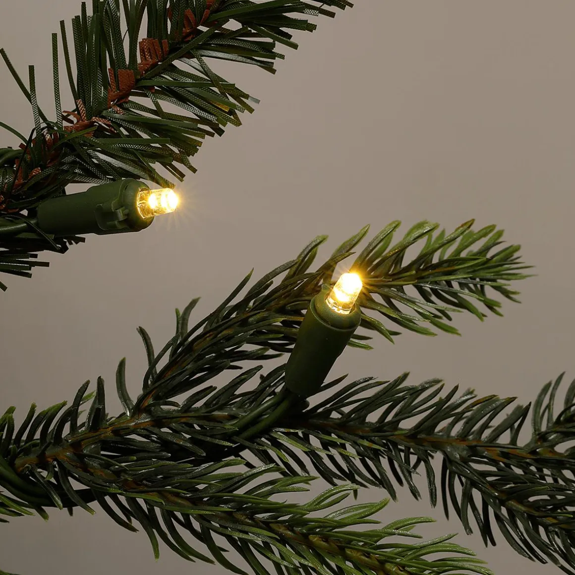 Árbol De Navidad Artificial Abeto Douglas Con LED 210 Cm