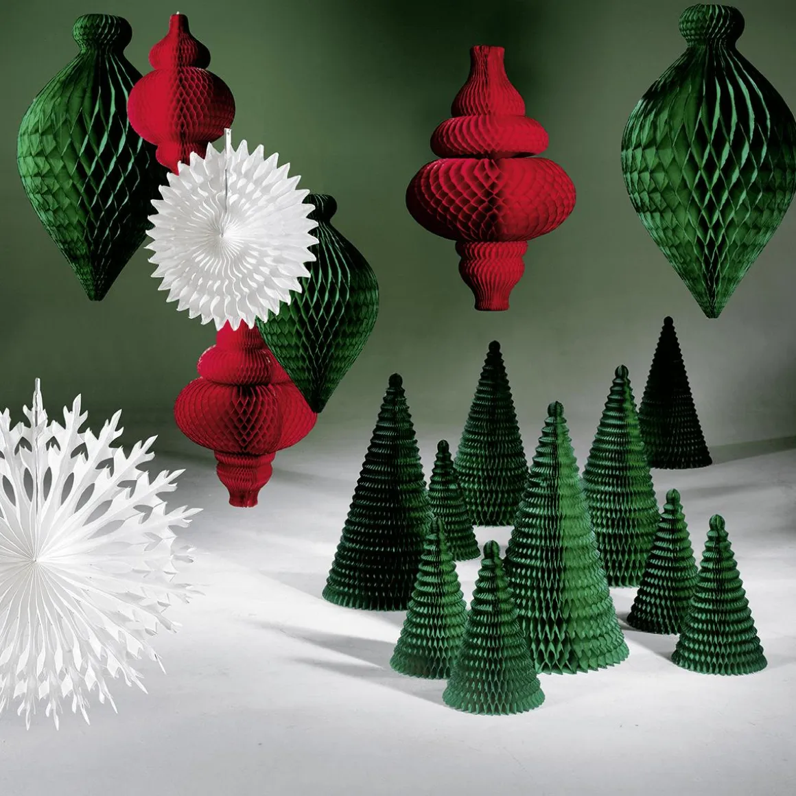 Árbol De Navidad De Papel De Nido De Abeja Rojo